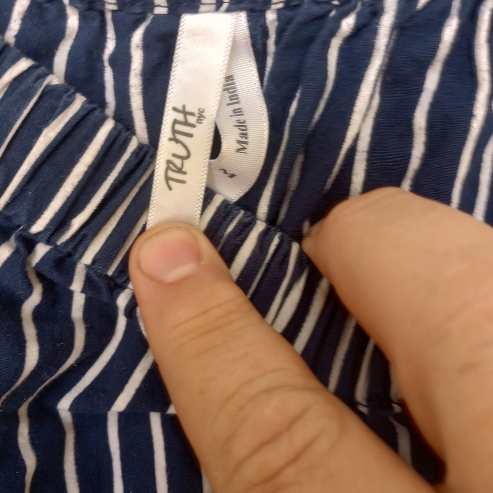 Lady's med top